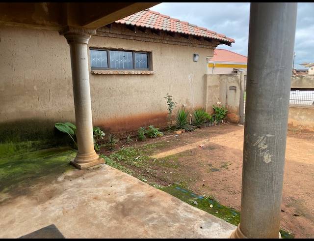 3 BEDROOM HOUSE FOR SALE IN VOSLOORUS